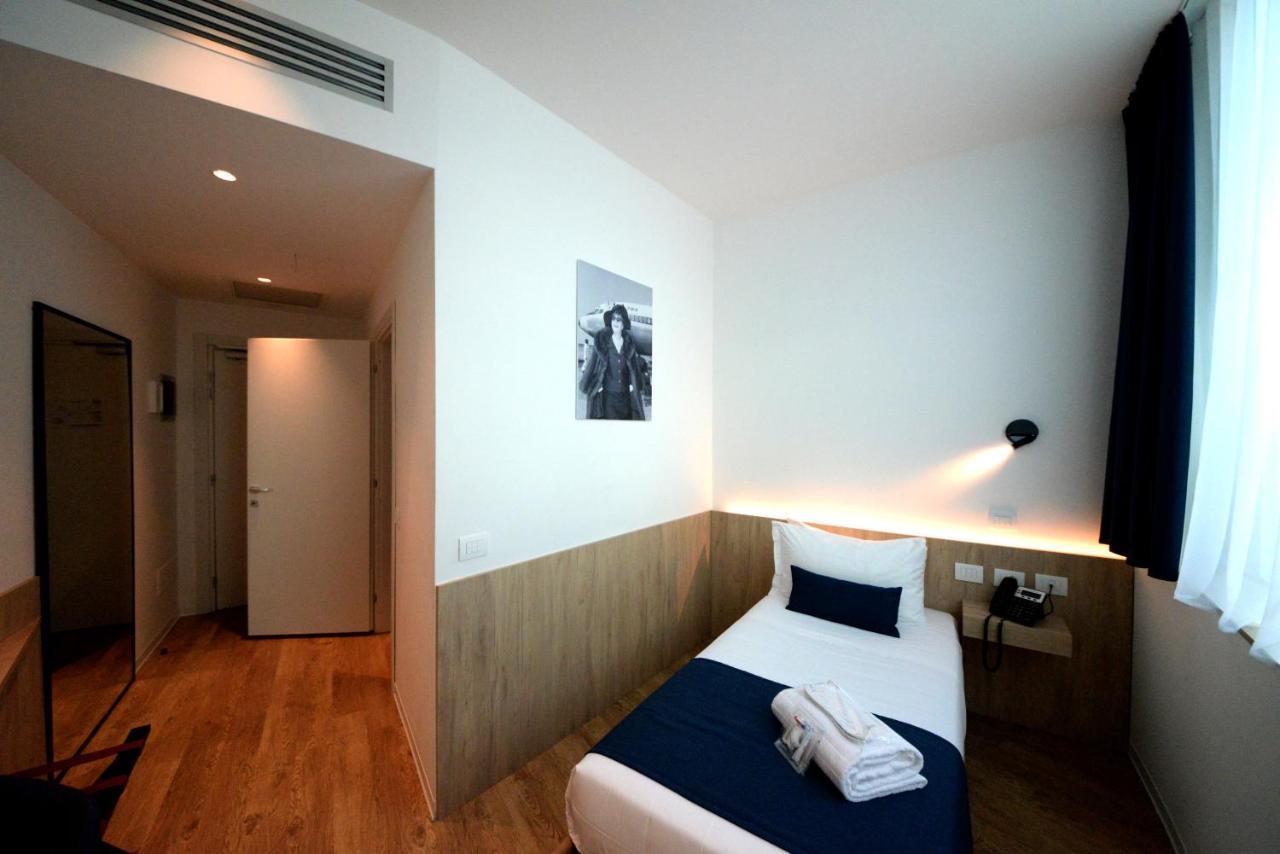 Air Rooms Rome Airport By Hellosky Φιουμιτσίνο Εξωτερικό φωτογραφία